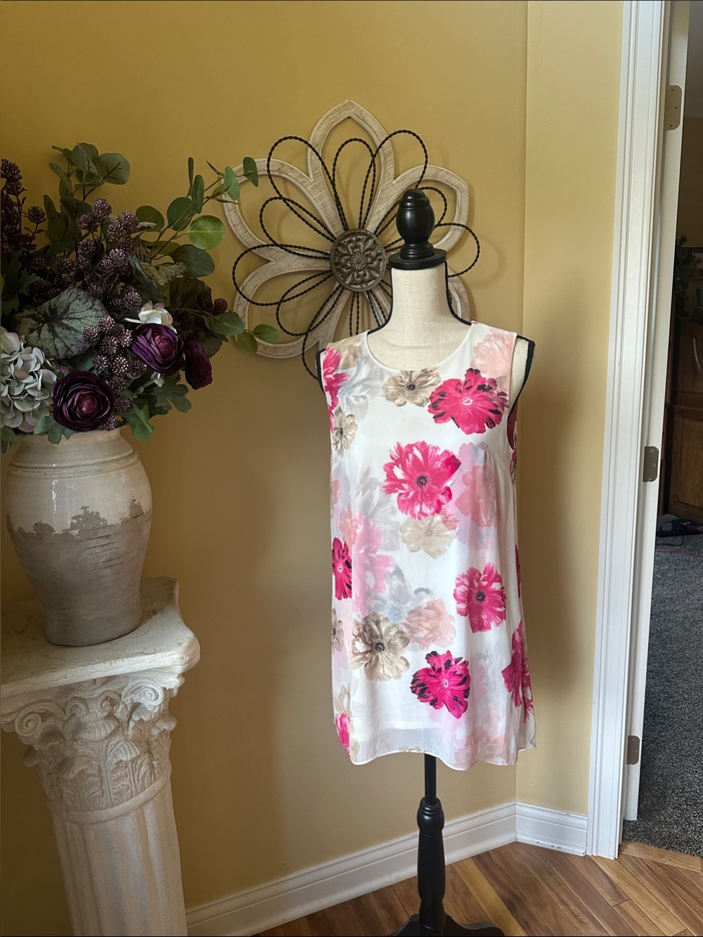 Calvin Klein Sleeveless Floral Print Tank Top - White with Pink Blooms